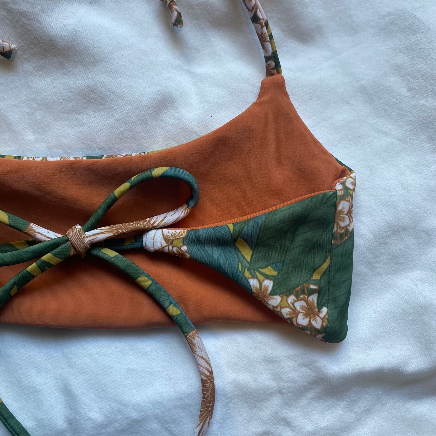 Bluff Scoop Top:  Poppy x Terracotta